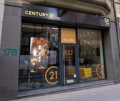 CENTURY 21 Royale